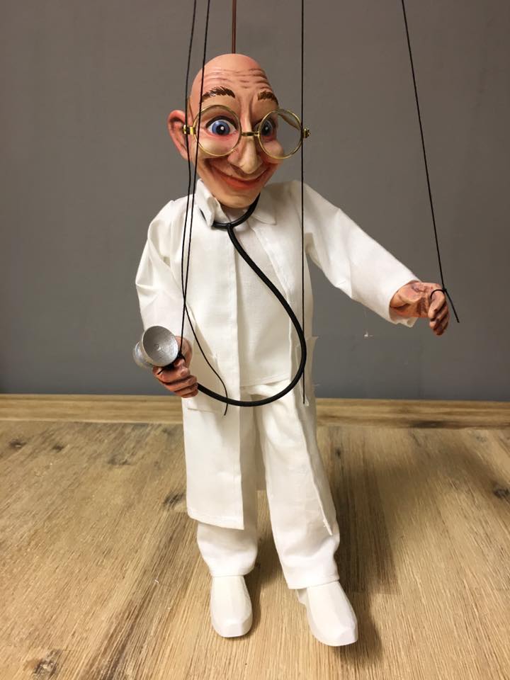 P869-A-06-1-Doctor-marionnette-Docteur-Rici-Basic